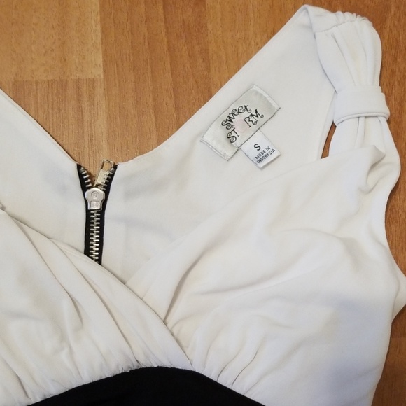 Black & white dress - Picture 3 of 6